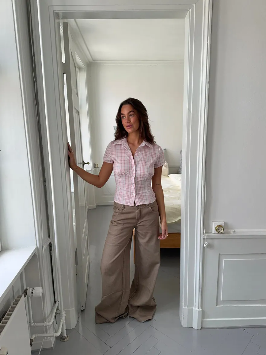 Design By Si Selia lavtaljede jeans - Taupe Hot