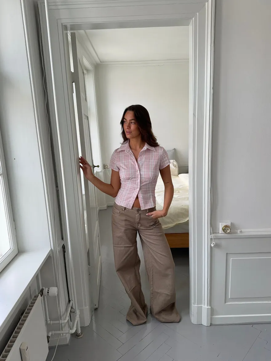 Design By Si Selia lavtaljede jeans - Taupe Hot