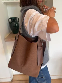 Design By Si Sile skuldertaske med sidelommer - Brun Best