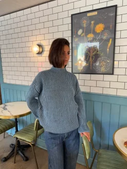 Design By Si Silkeline striktrøje med høj hals - Blå/navy Online