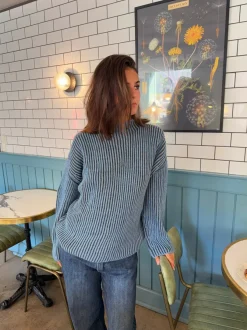Design By Si Silkeline striktrøje med høj hals - Blå/navy Online