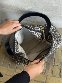 Design By Si Singapore taske - Leopard Clearance