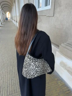 Design By Si Singapore taske - Leopard Clearance