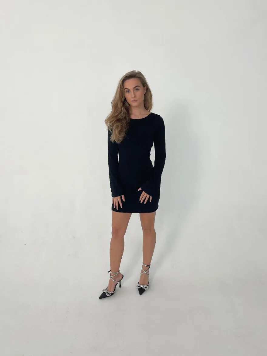 Design By Si Solange glitterkjole med åben ryg - Sort Online