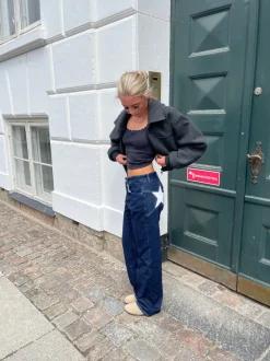 Design By Si Star jeans med hvide stjerner - Mørk denim Outlet