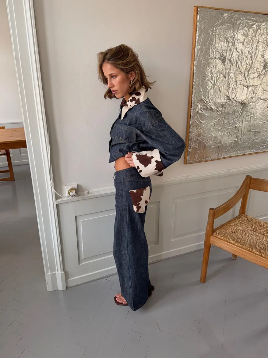 Design By Si Suivinia jeans med koprint - Blå Online