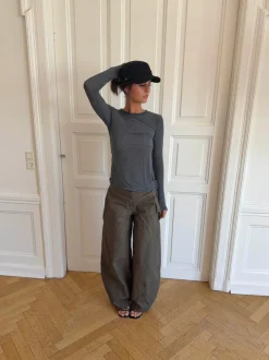 Design By Si Suzy bluse med striber - Sort og grå