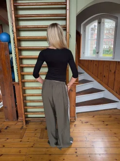 Design By Si Tessy bluse med trekvartærmer - Sort Clearance