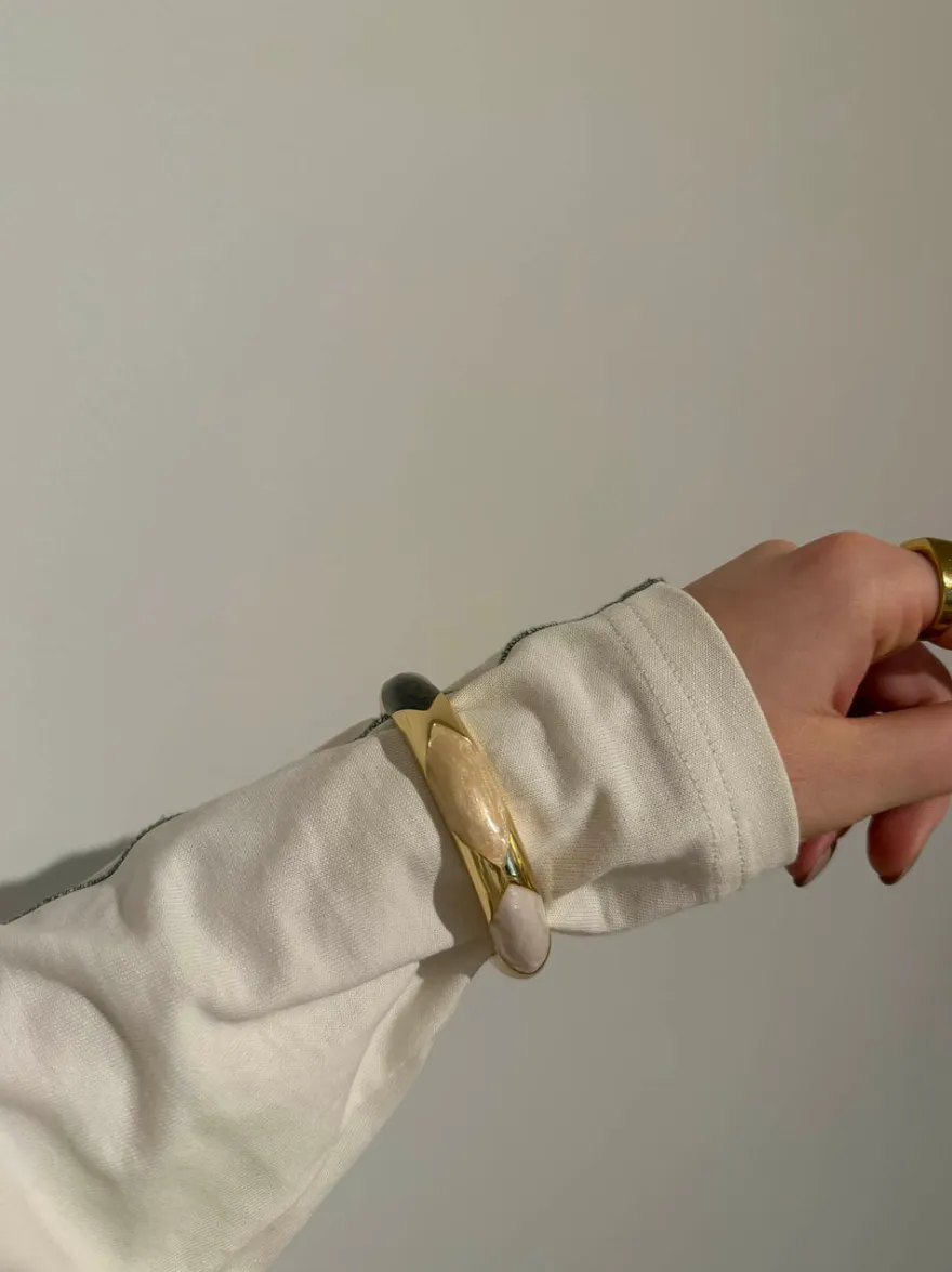 Design By Si Tove armbånd med mønster - Nude/hvid/brun