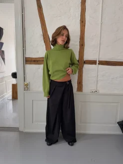 Design By Si Trina suitbukser med spændedetalje - Sort Best