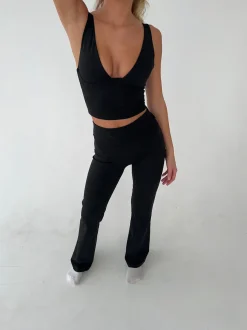 Design By Si Ultimate v-neck top - Jet Black Online