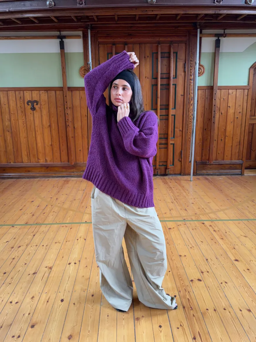 Design By Si Valdamara oversized striktrøje med turtleneck - Lilla