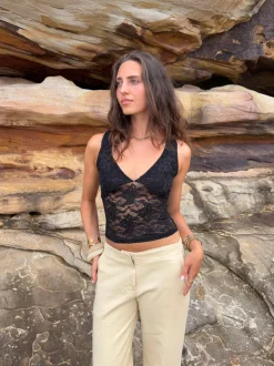 Design By Si Yana top i blonde - Sort