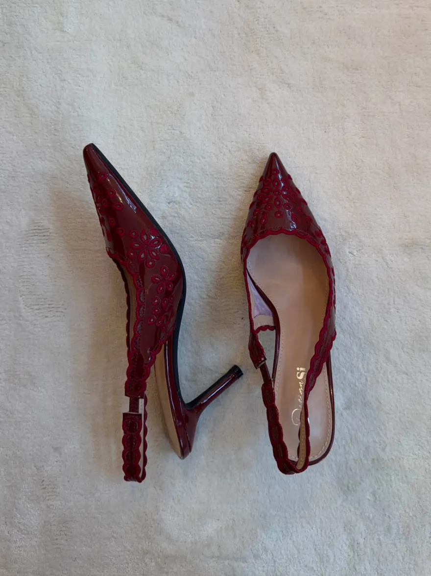 Design By Si Ydun slingback hæle med detaljer - Rød