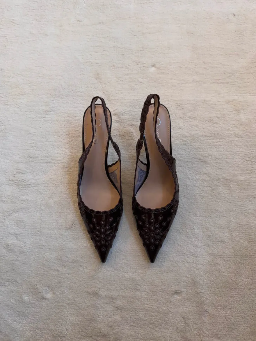 Design By Si Ydun slingback hæle med detaljer - Mørkebrun Online