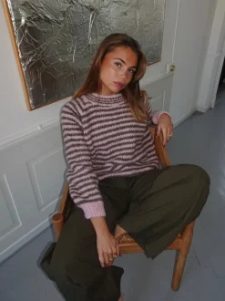 Design By Si Zeya striktrøje med striber - Lyserød/taupe Outlet