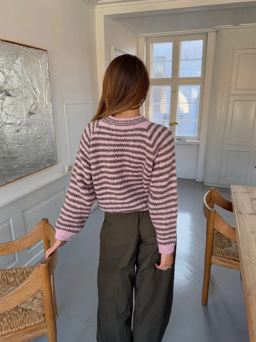 Design By Si Zeya striktrøje med striber - Lyserød/taupe Outlet