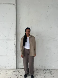 Design By Si Zuri skjorte med striber - Kaki/beige Clearance