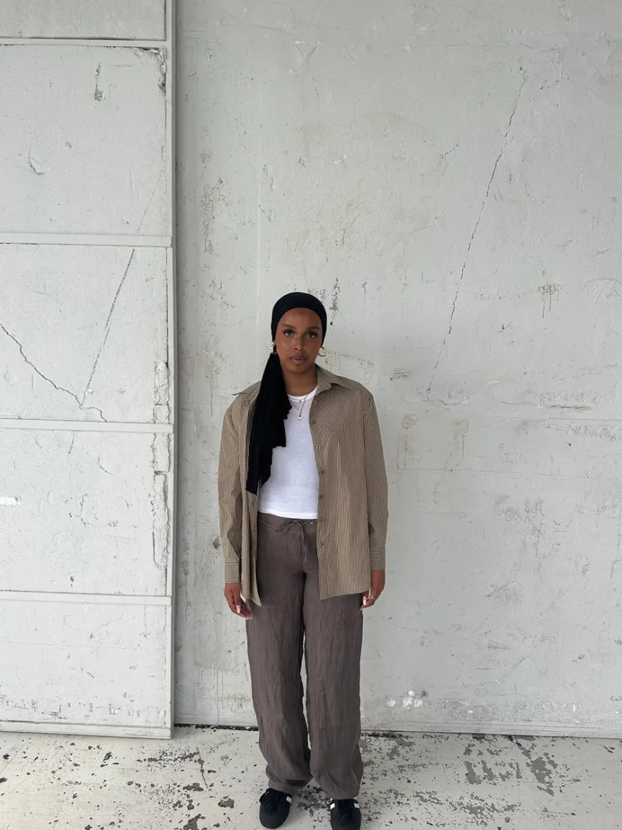 Design By Si Zuri skjorte med striber - Kaki/beige Clearance