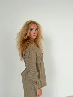 Design By Si Zuri skjorte med striber - Kaki/beige Clearance